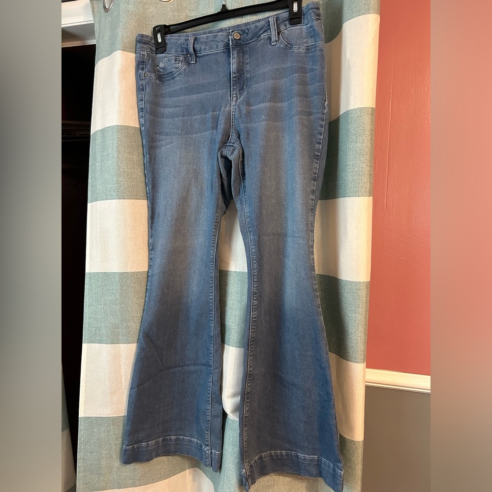 Laurie Felt Silky denim flare